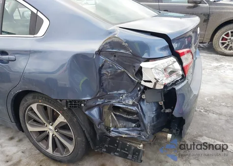 2017 Subaru Legacy 3.6R Limited z USA, uszkodzony, nr VIN 4S3BNEN65H3034465